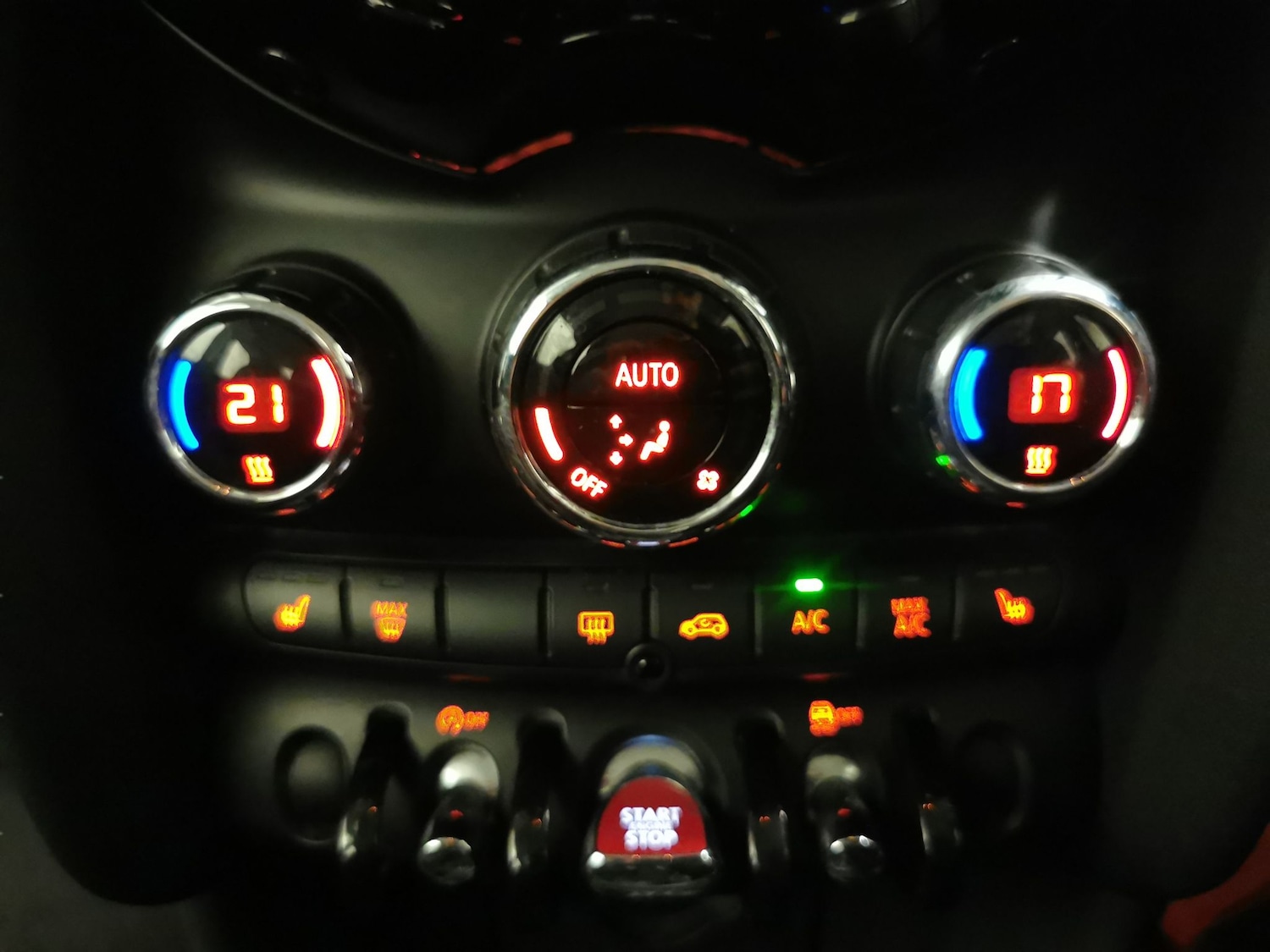 Used MINI Hatch 2020 for sale - 76831385: Photo 17