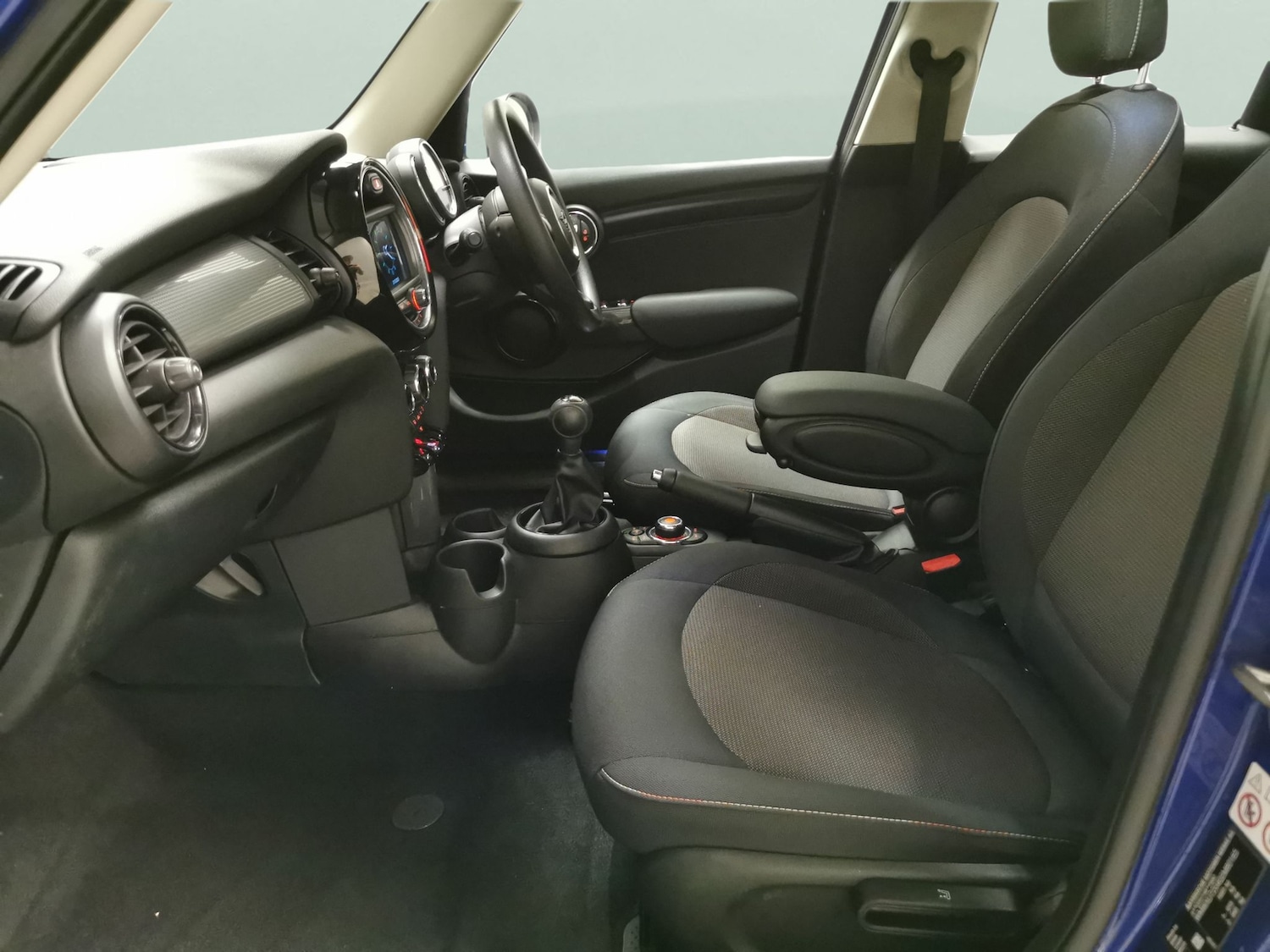 Used MINI Hatch 2020 for sale - 76831385: Photo 4