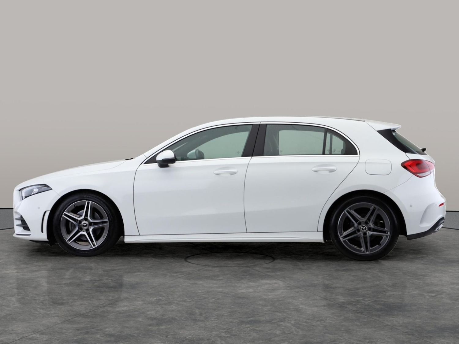 Used Mercedes-Benz A-Class 2019 for sale - 77165687: Photo 9