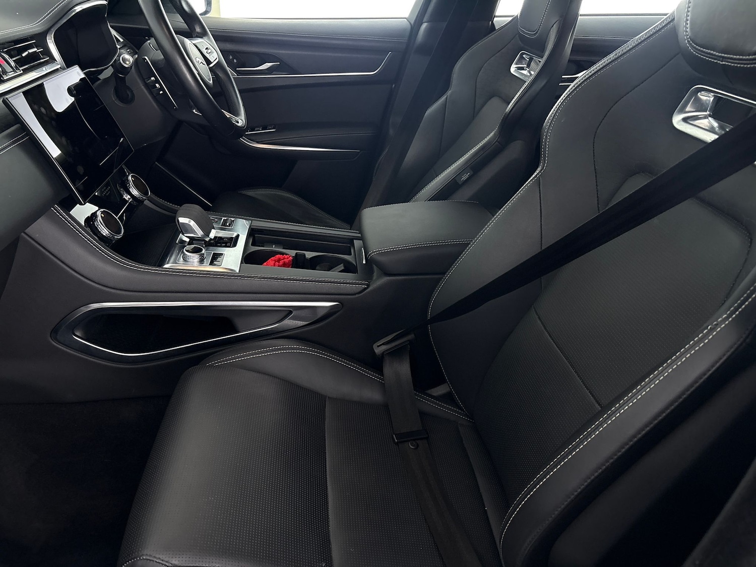 Used Jaguar F-Pace 2021 for sale - 77104430: Photo 6