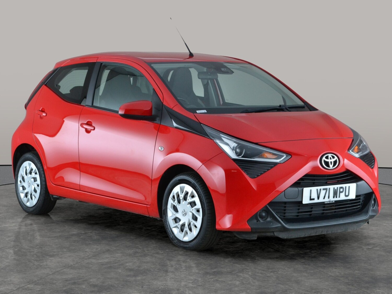 Used Toyota AYGO 2021 for sale - 77746458: Photo 8