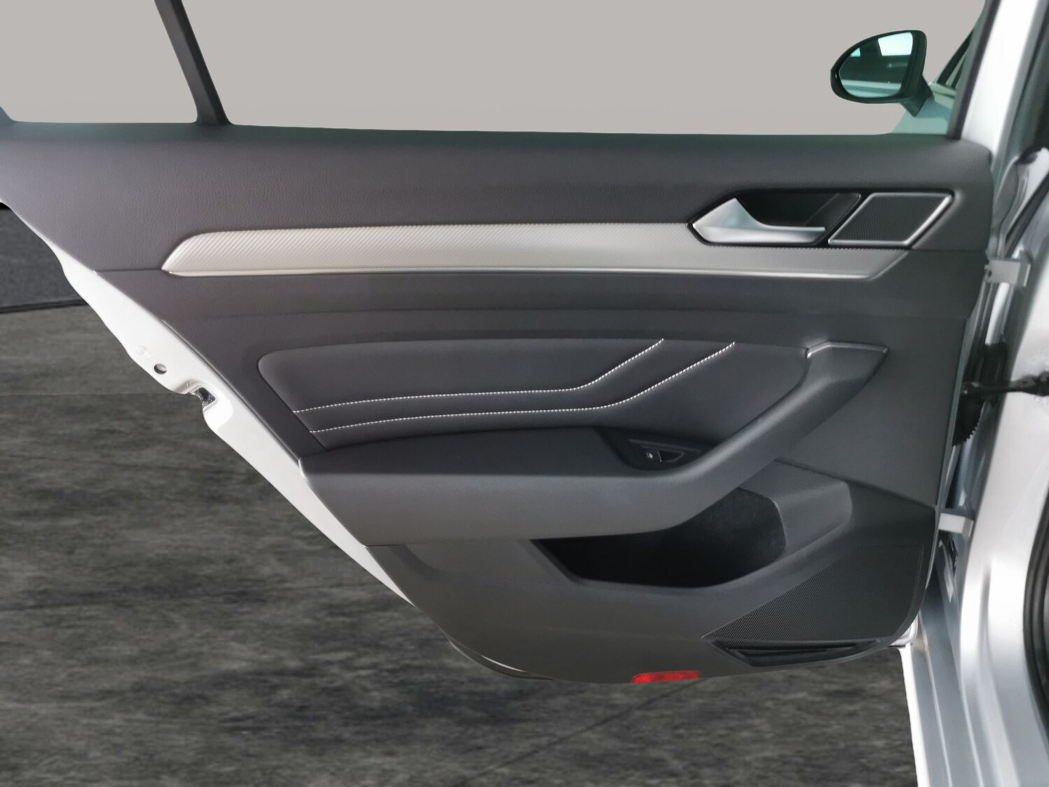 Used Volkswagen Passat 2023 for sale - 77568181: Photo 30