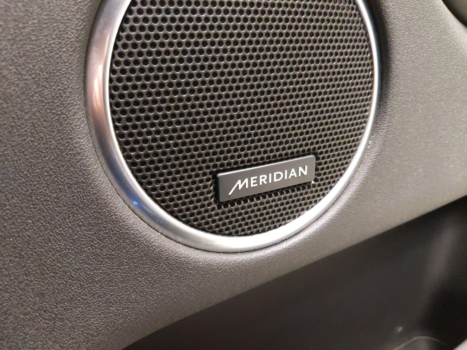 Used Land Rover Discovery Sport 2020 for sale - 76748828: Photo 16