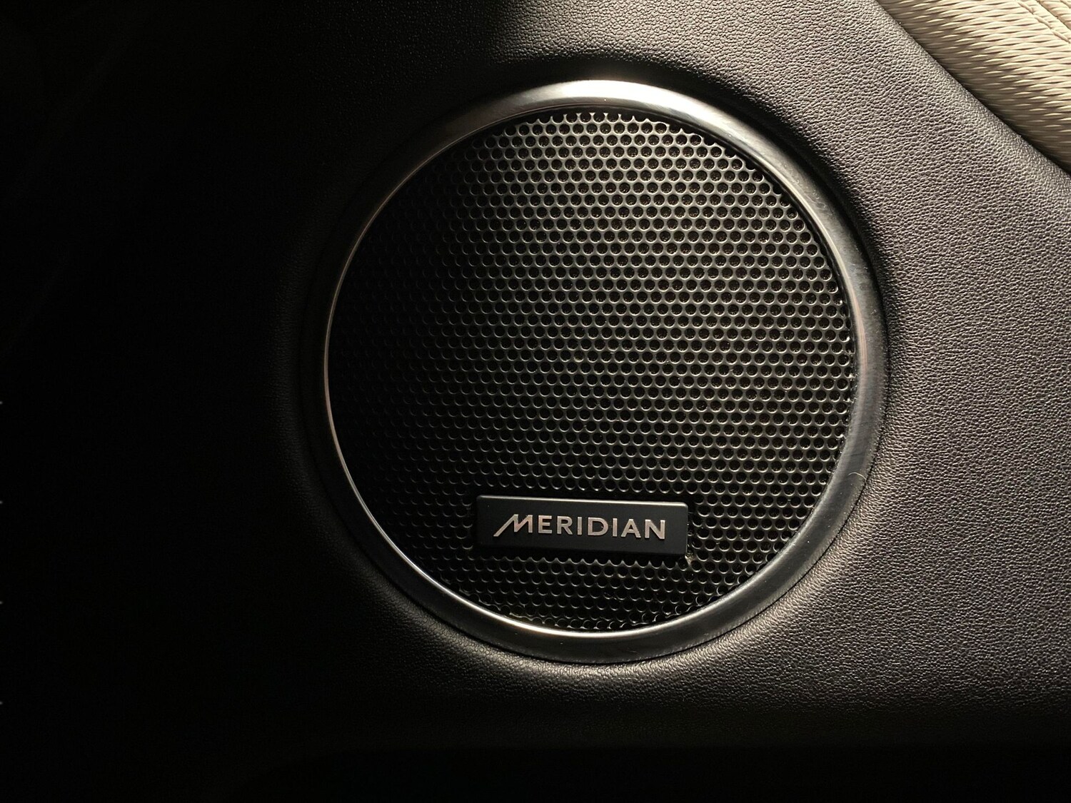 Used Land Rover Discovery Sport 2024 for sale - 78207264: Photo 16