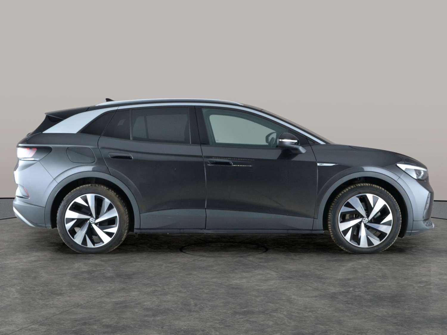 Used Volkswagen ID.4 2021 for sale - 77170913: Photo 10