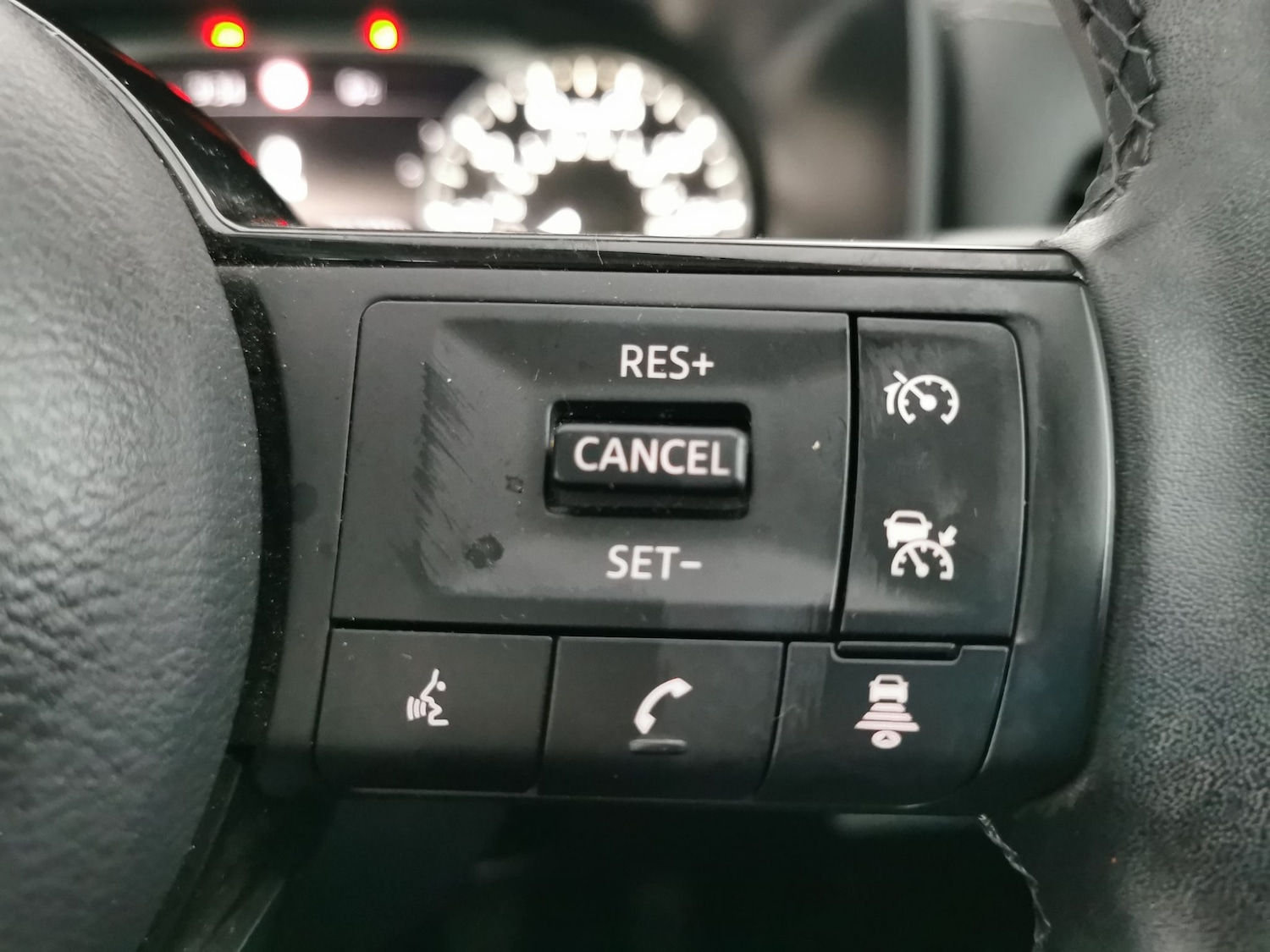 Used Nissan Qashqai 2024 for sale - 77543444: Photo 18