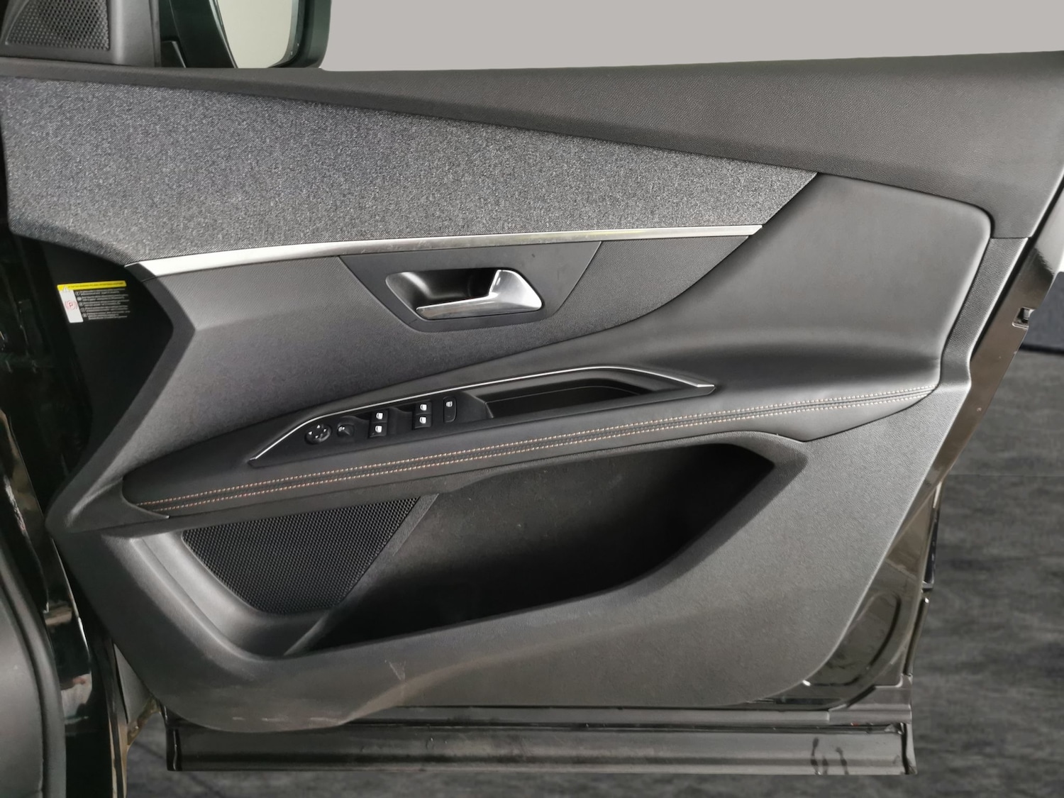 Used Peugeot 3008 2018 for sale - 77591689: Photo 32