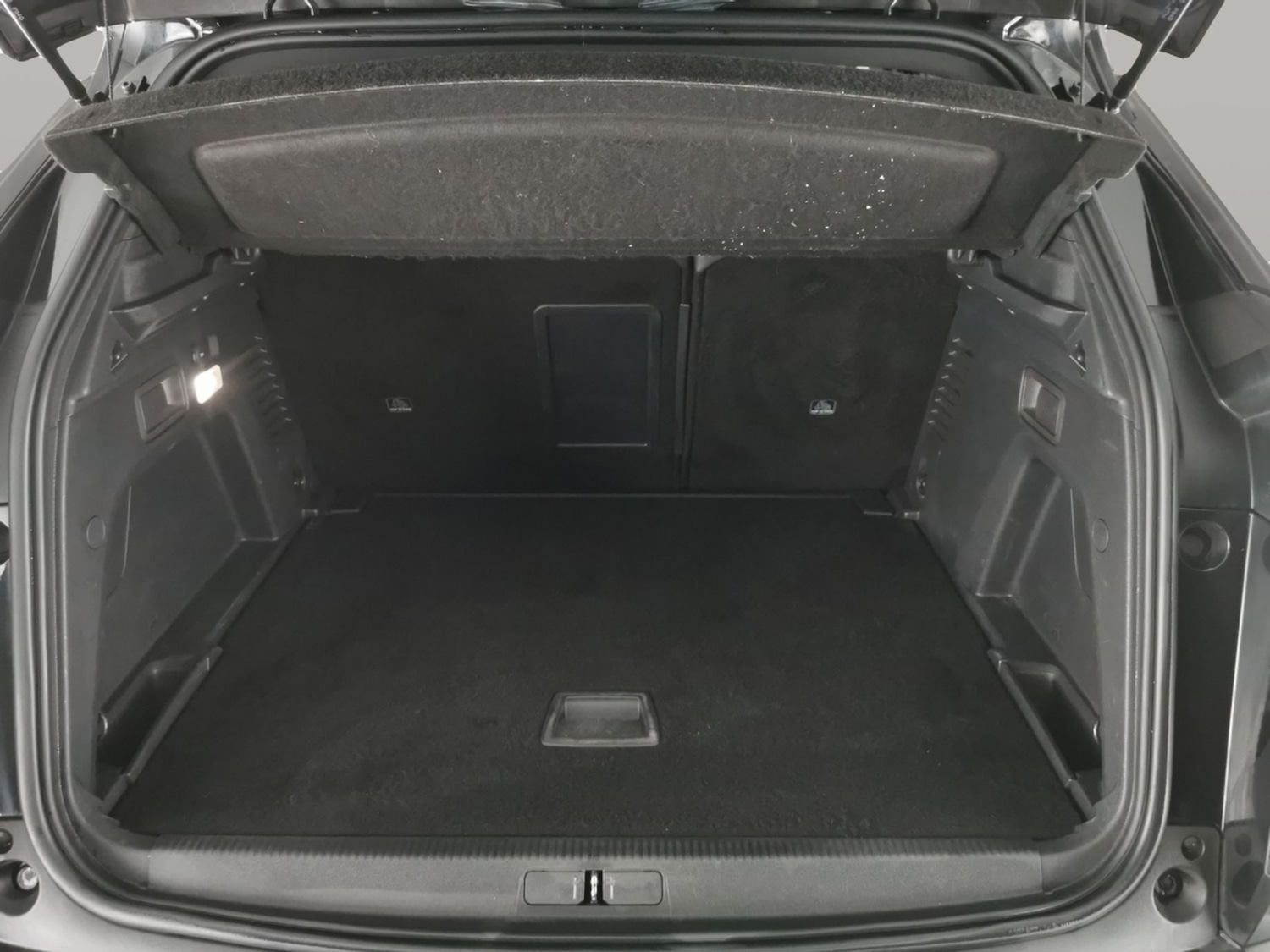 Used Peugeot 3008 2018 for sale - 77591689: Photo 35