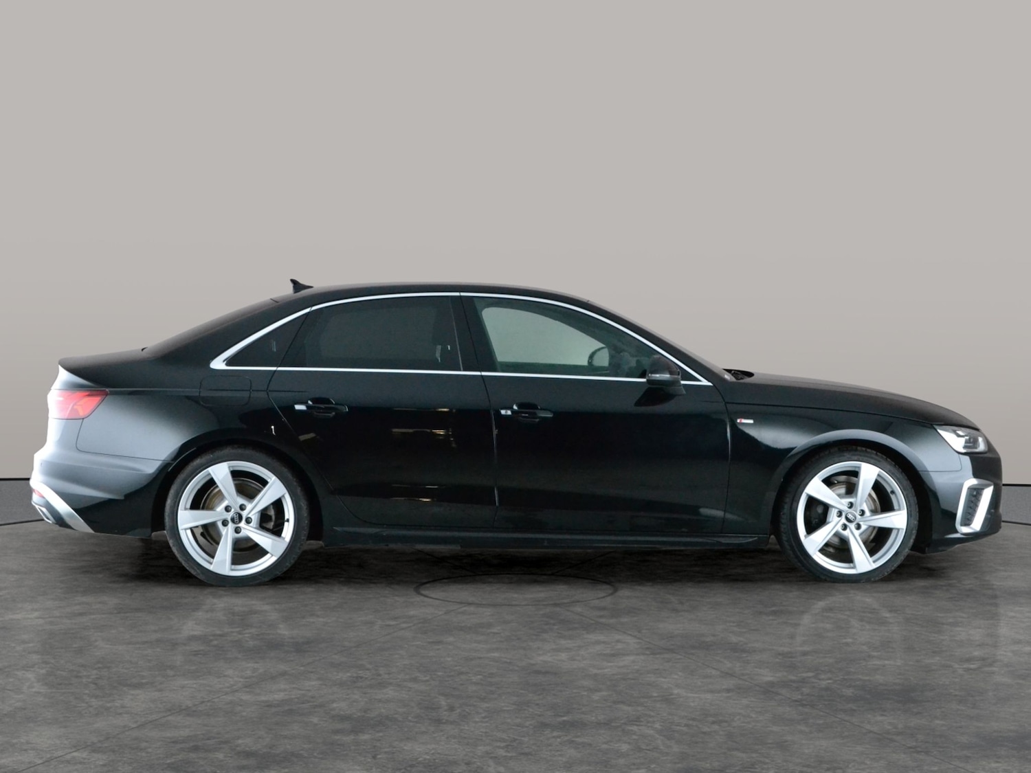 Used Audi A4 2023 for sale - 77319233: Photo 8