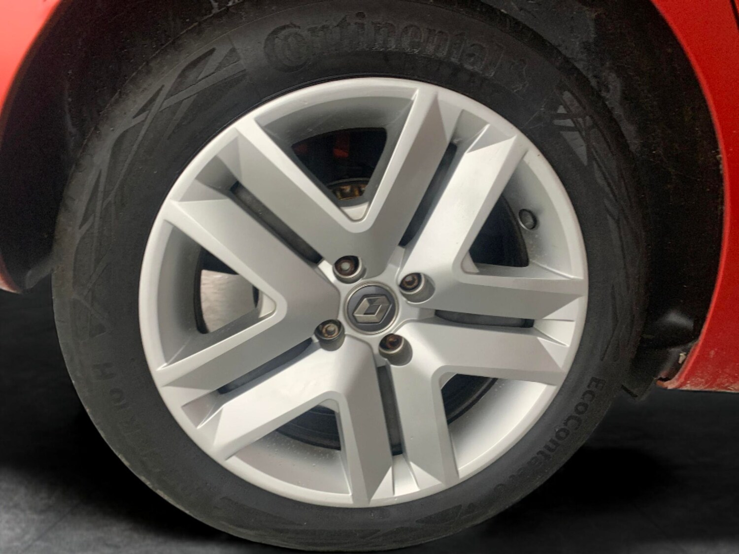 Used Renault Clio 2020 for sale - 76540320: Photo 23