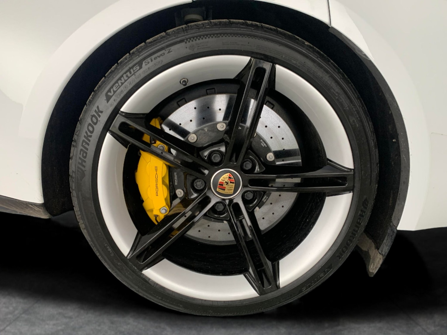 Used Porsche Taycan 2021 for sale - 76162511: Photo 48