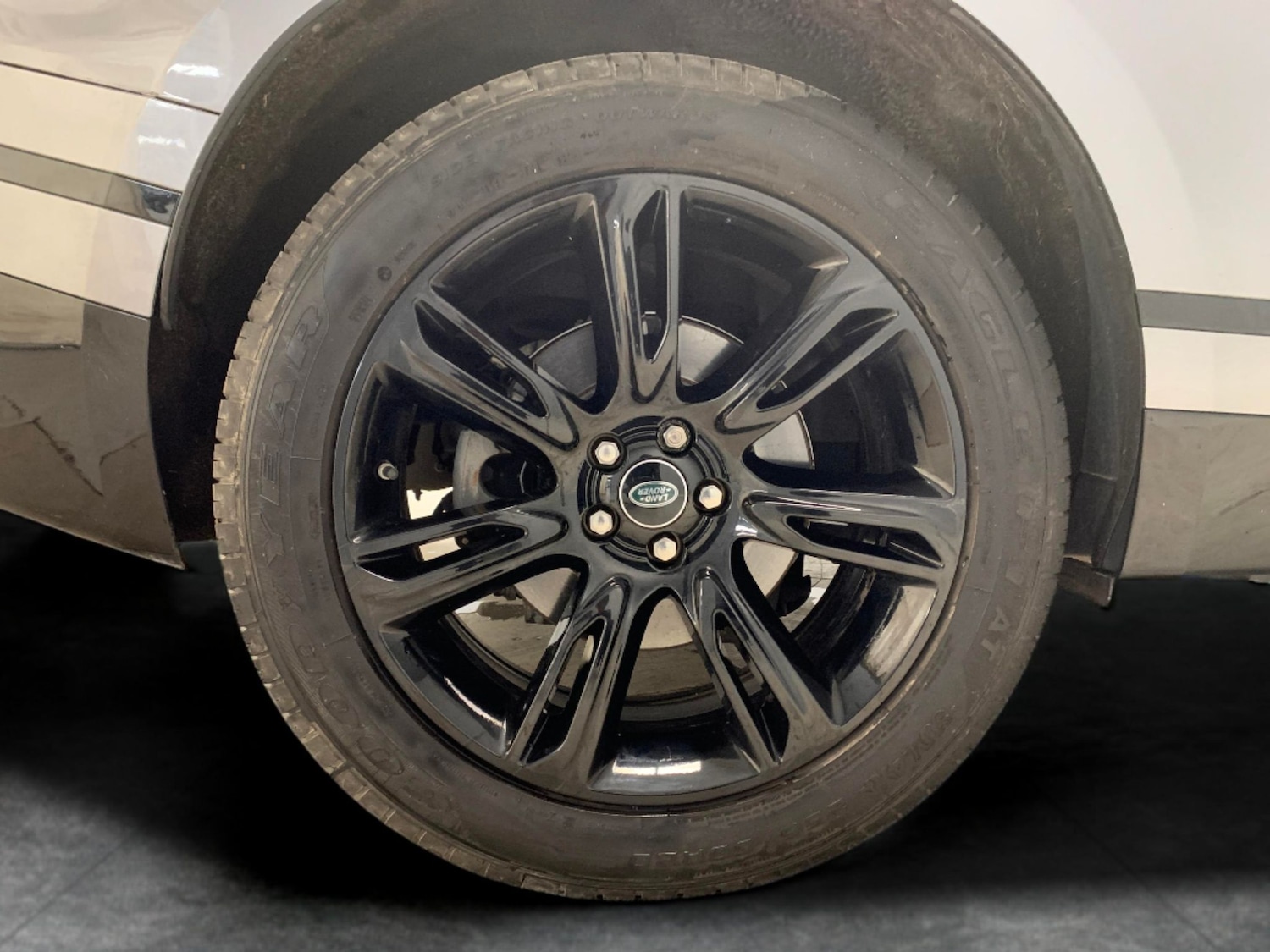 Used Land Rover Range Rover Velar 2021 for sale - 76415549: Photo 31