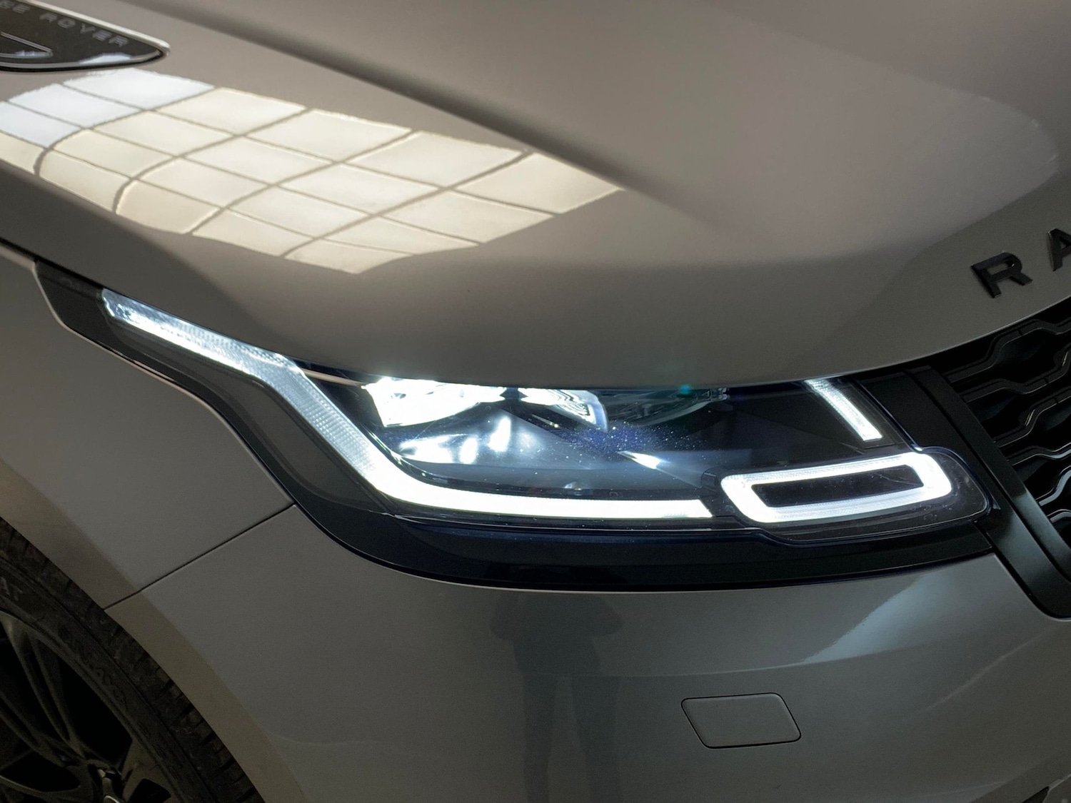 Used Land Rover Range Rover Velar 2021 for sale - 76415549: Photo 7