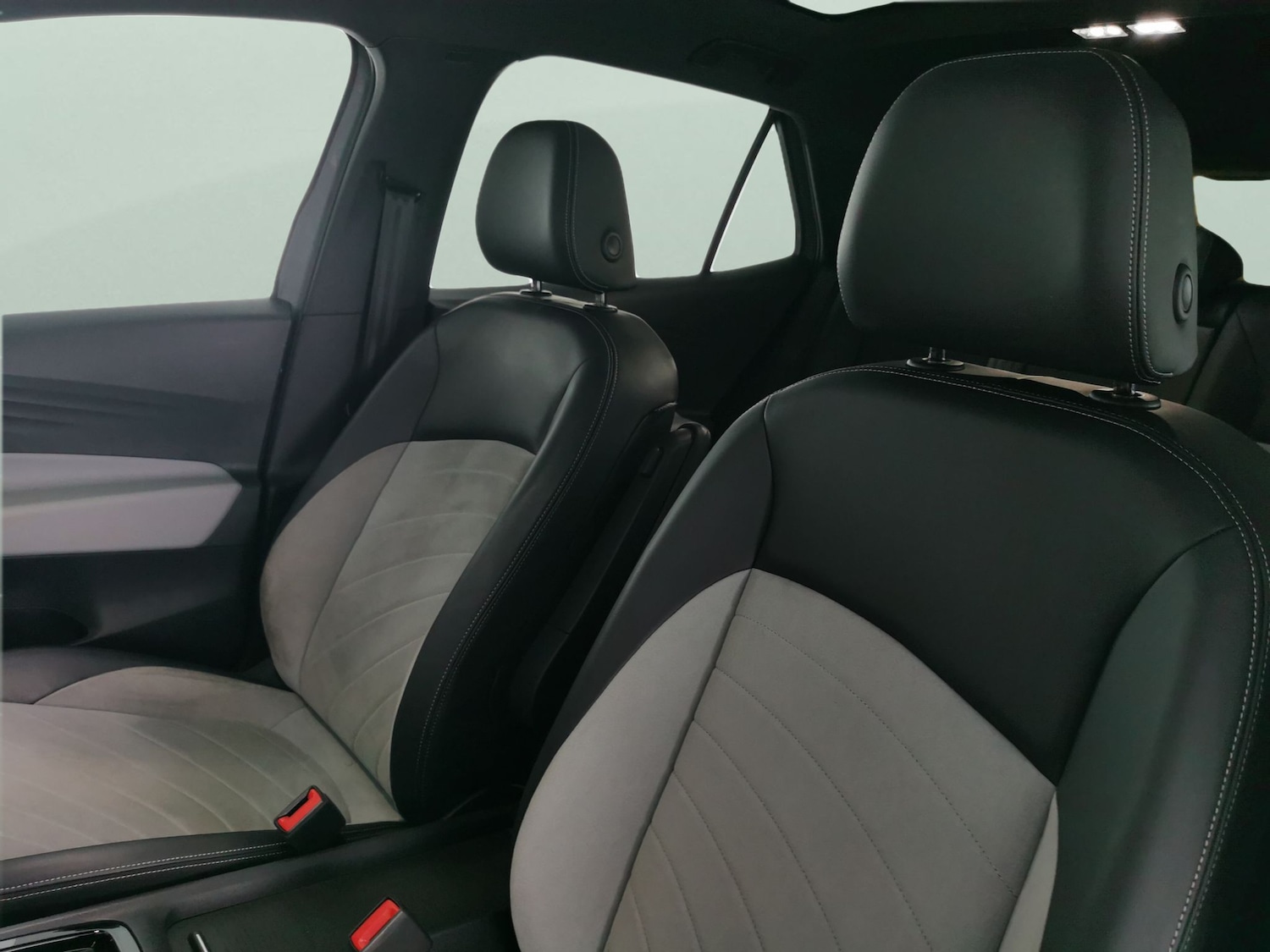 Used Volkswagen ID.3 2023 for sale - 77894205: Photo 14