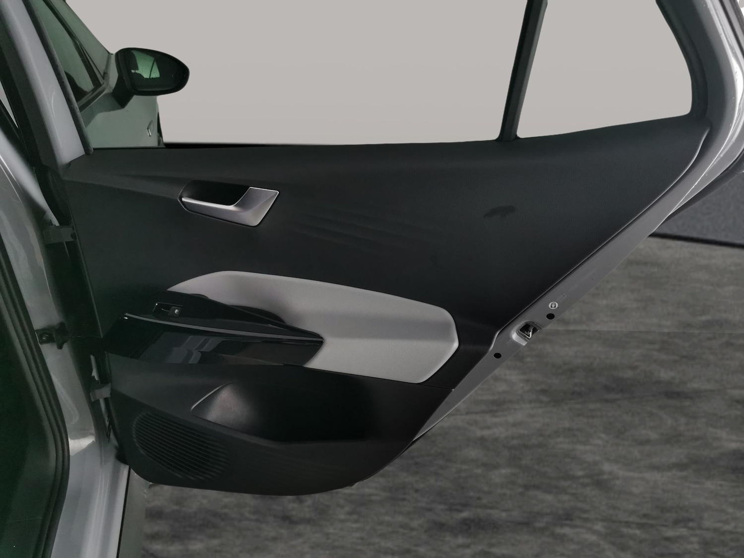 Used Volkswagen ID.3 2023 for sale - 77894205: Photo 28