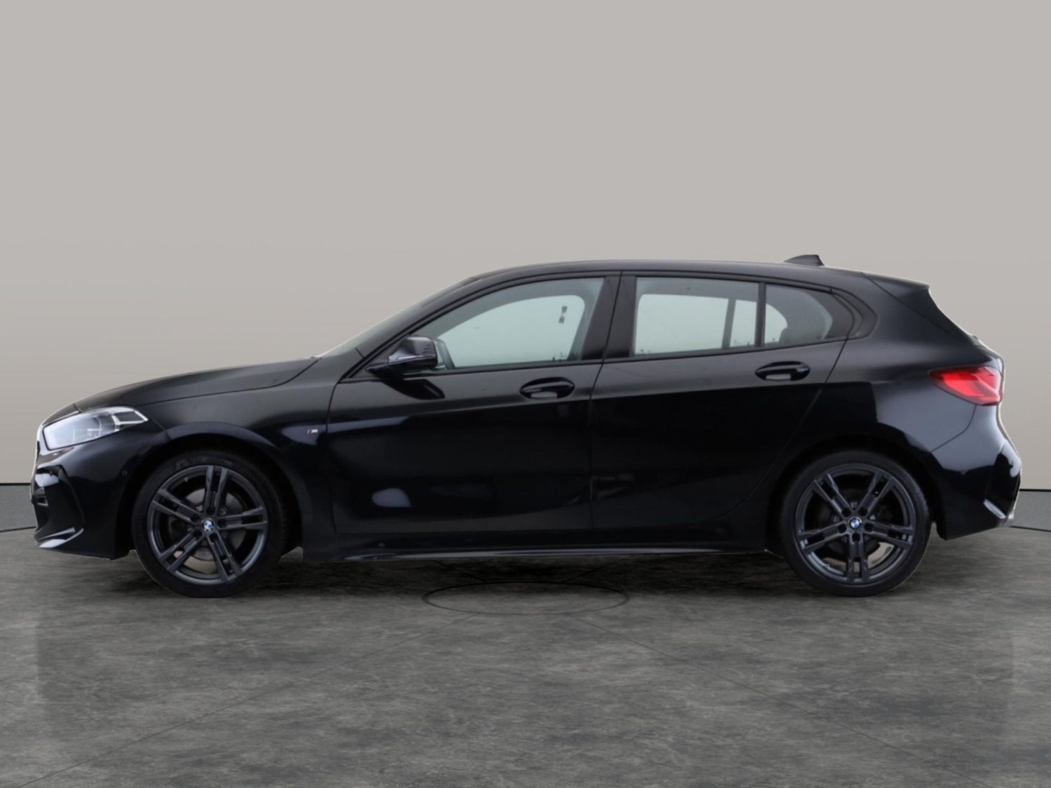Used BMW 1 Series 2022 for sale - 77034032: Photo 9