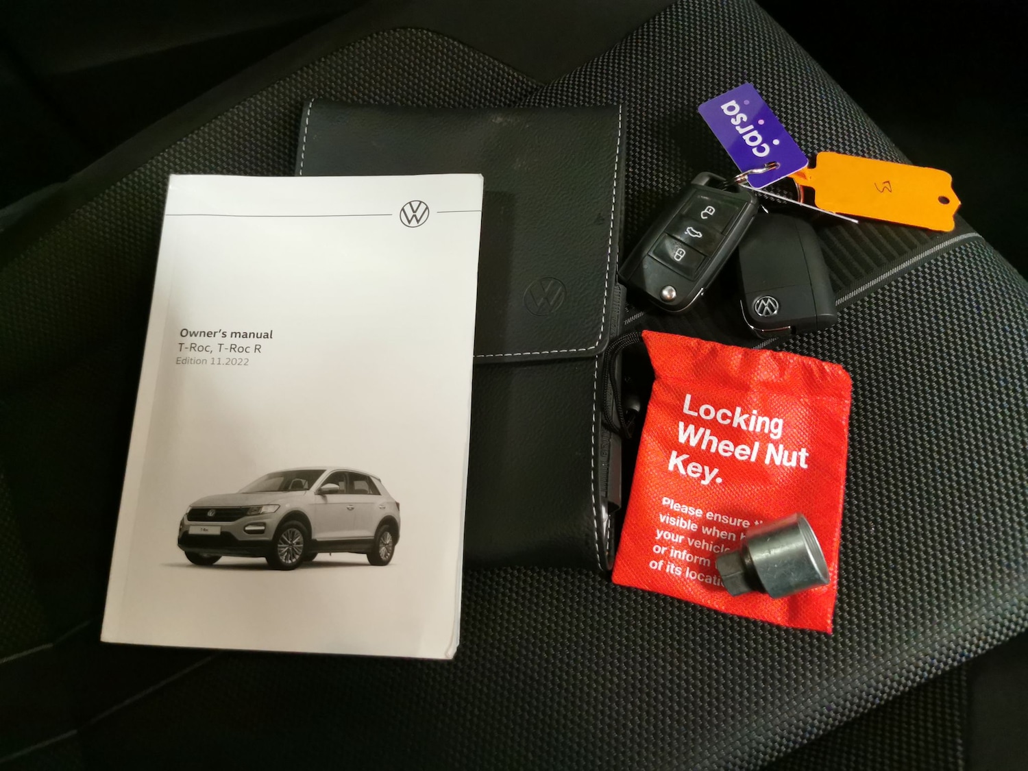 Used Volkswagen T-Roc 2023 for sale - 77326657: Photo 26