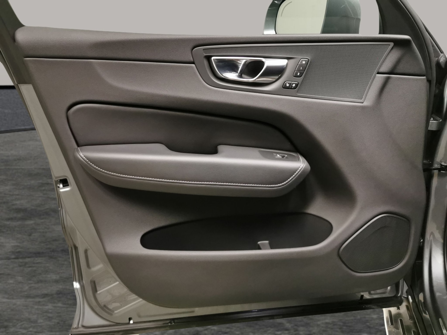 Used Volvo XC60 2020 for sale - 77543432: Photo 32