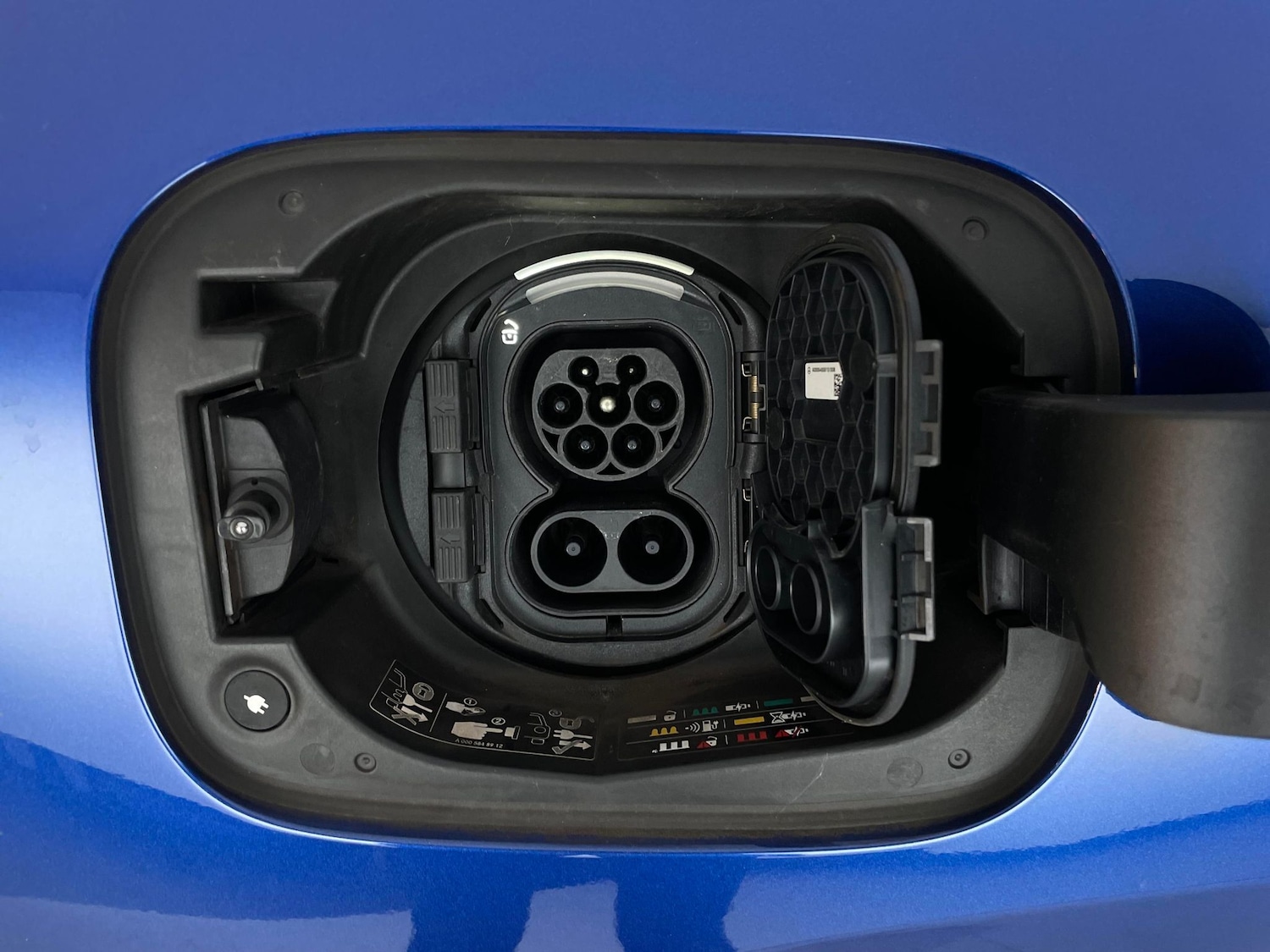 Used Mercedes-Benz EQC 2022 for sale - 76984448: Photo 37