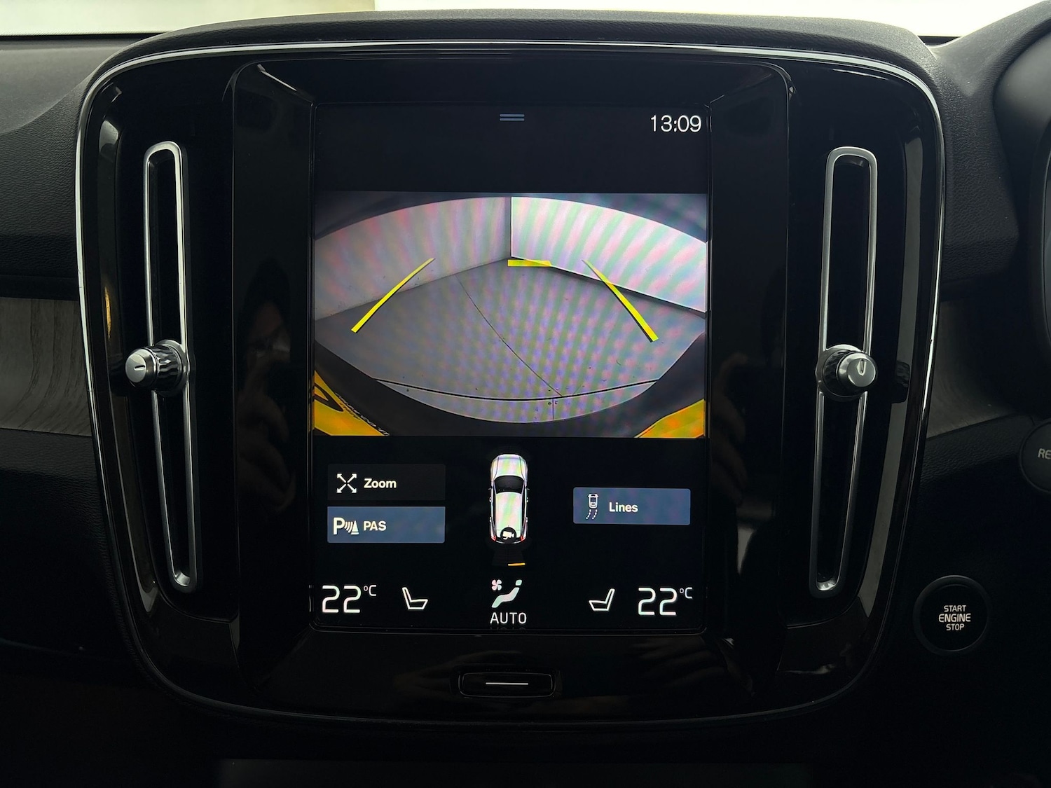 Used Volvo XC40 2020 for sale - 76748774: Photo 5