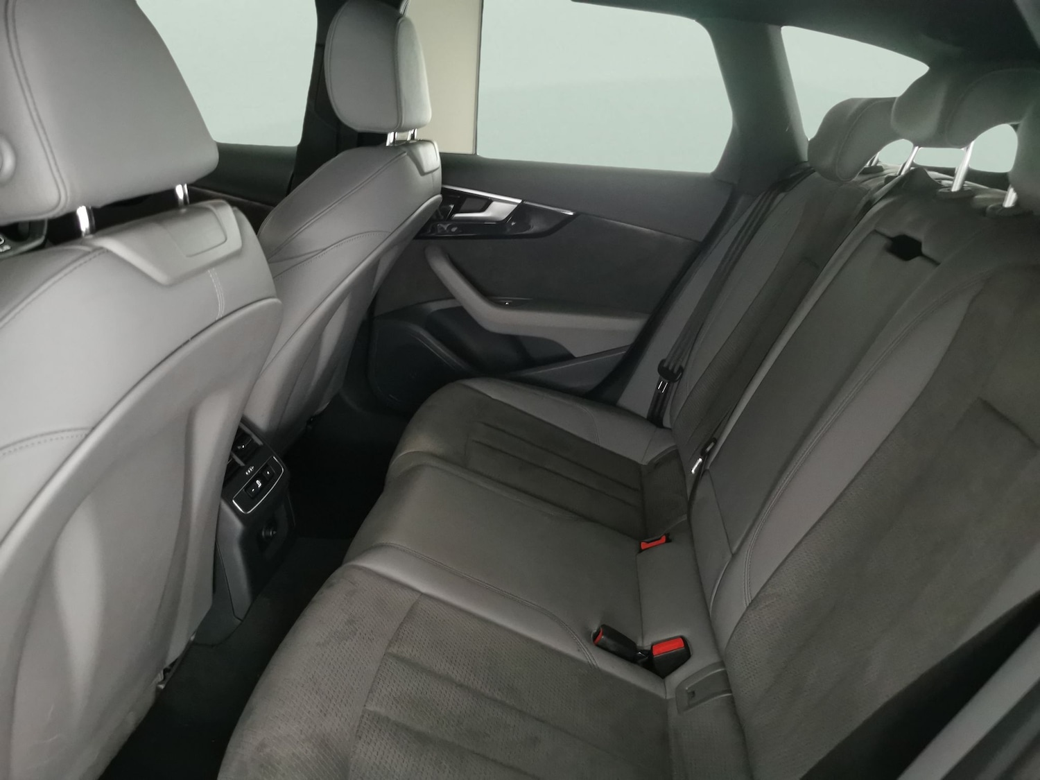 Used Audi A4 2021 for sale - 76722637: Photo 29