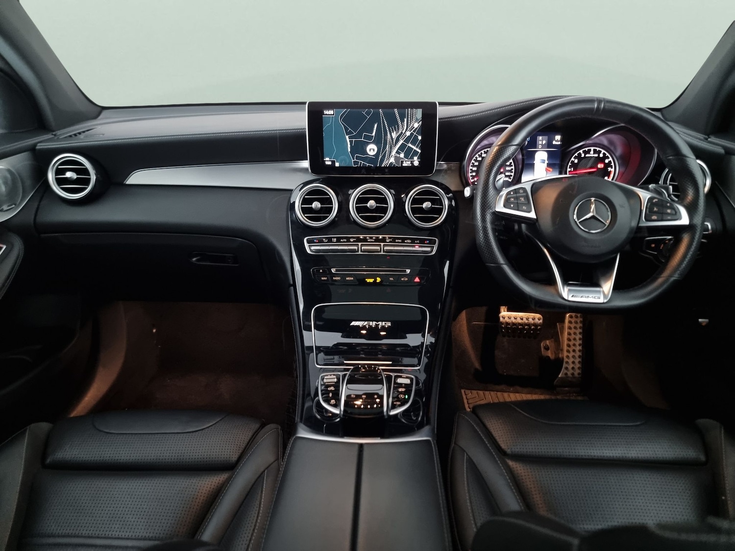 Used Mercedes-Benz GLC 2018 for sale - 76028748: Photo 11