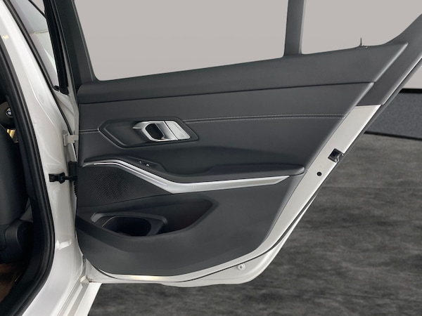 Used BMW 3 Series 2021 for sale - 76230209: Photo 43