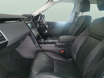 Used Land Rover Discovery 2018 for sale - 76933459: Photo