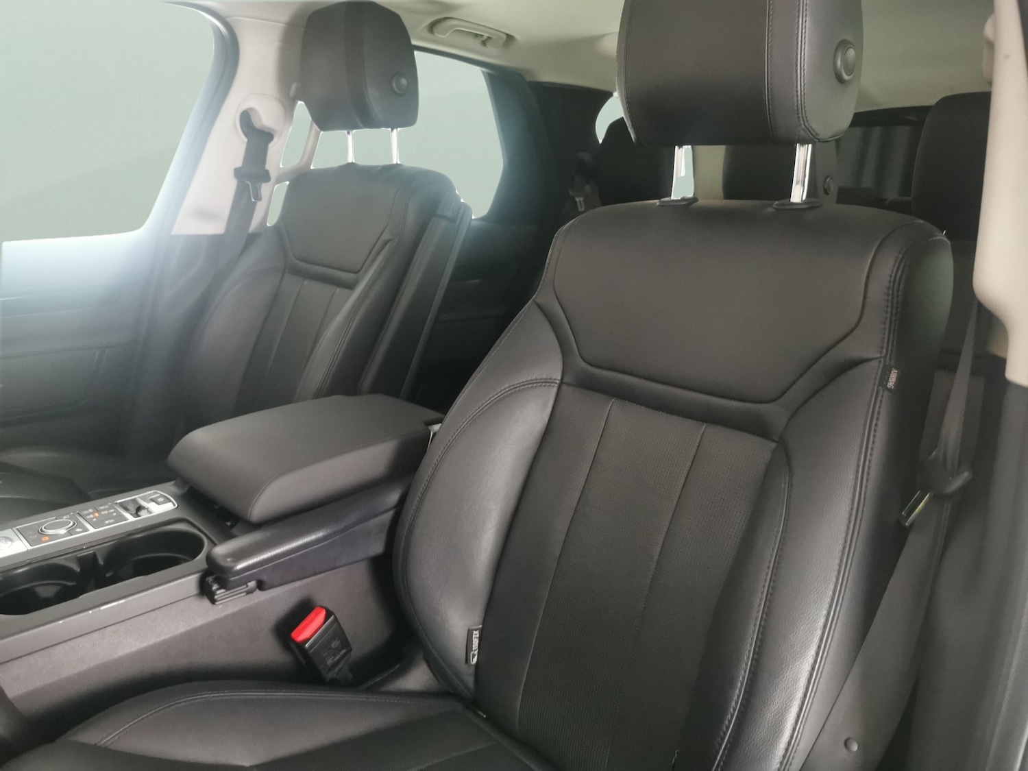 Used Land Rover Discovery 2018 for sale - 76933459: Photo 6