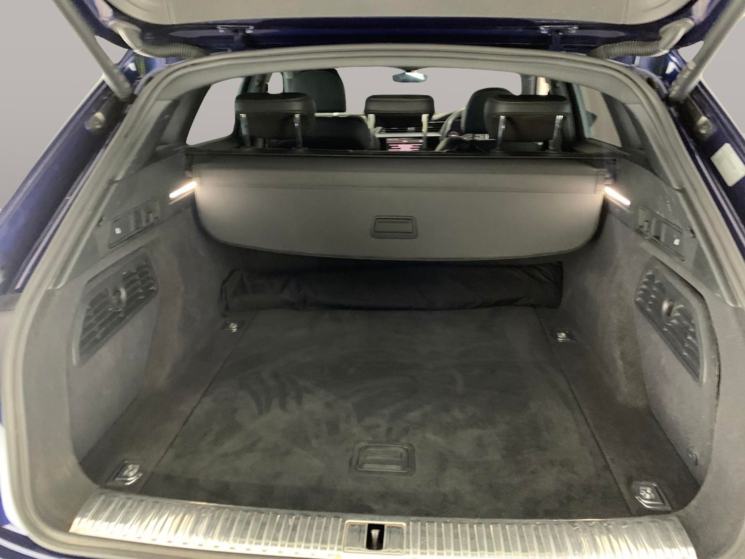 Used Audi e-tron 2021 for sale - 77023829: Photo 31