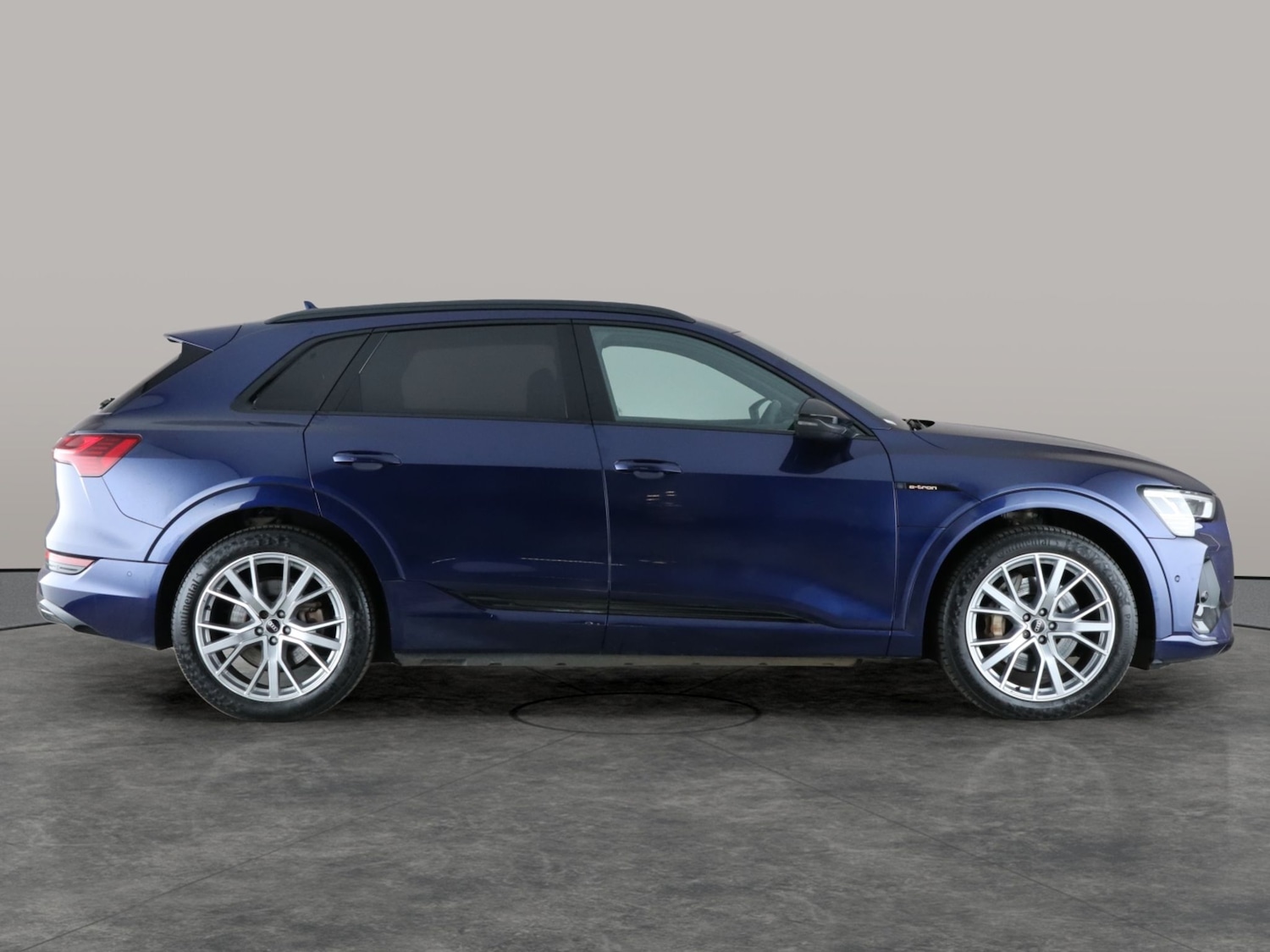 Used Audi e-tron 2021 for sale - 77023829: Photo 9