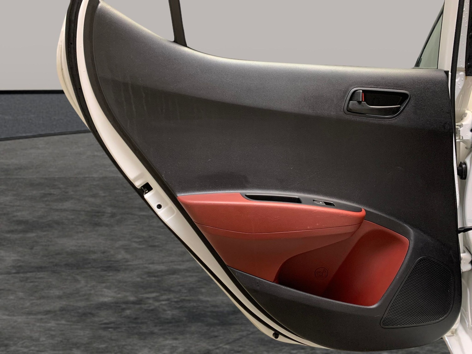 Used Hyundai i10 2018 for sale - 77170841: Photo 22