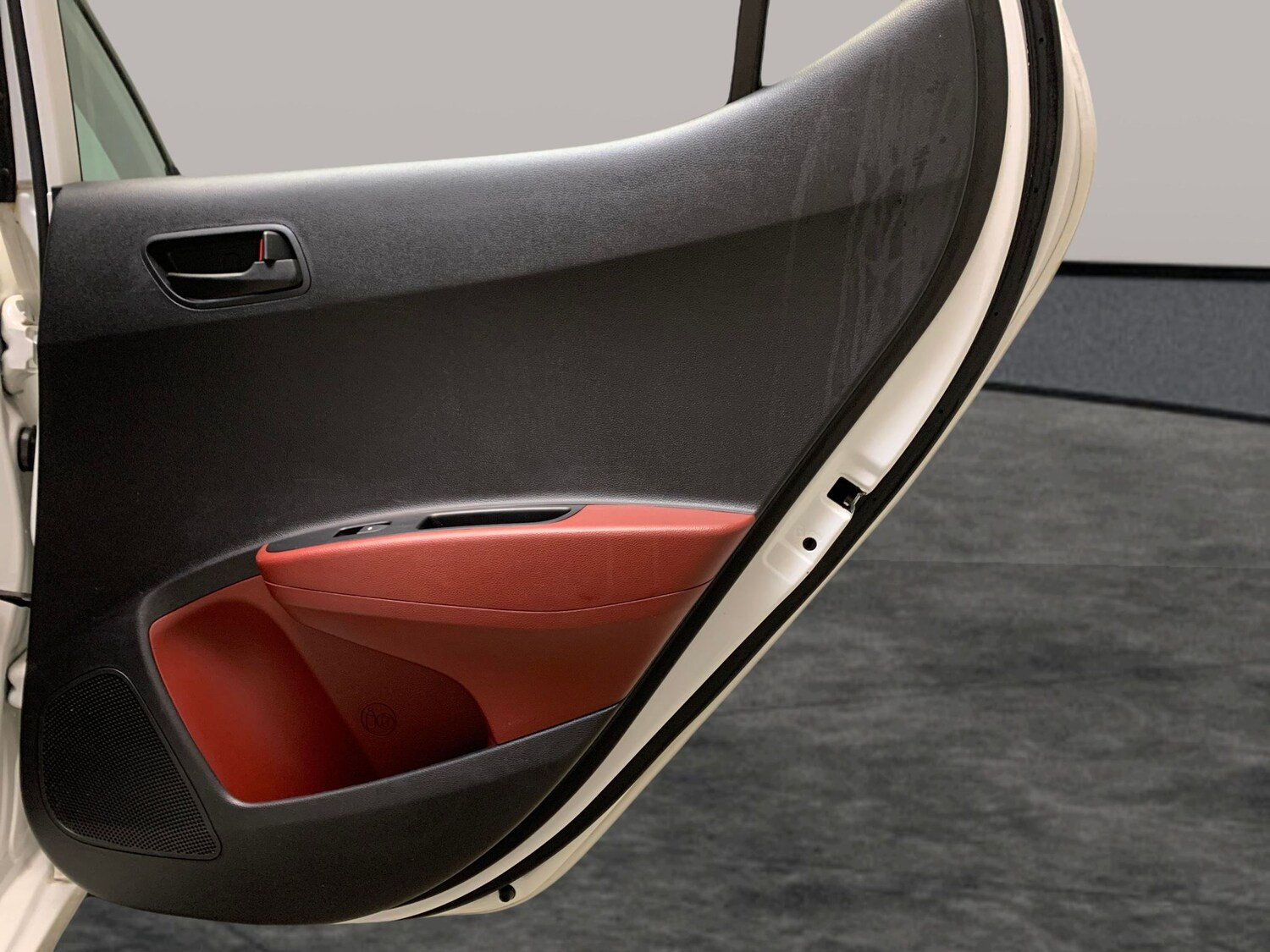 Used Hyundai i10 2018 for sale - 77170841: Photo 23