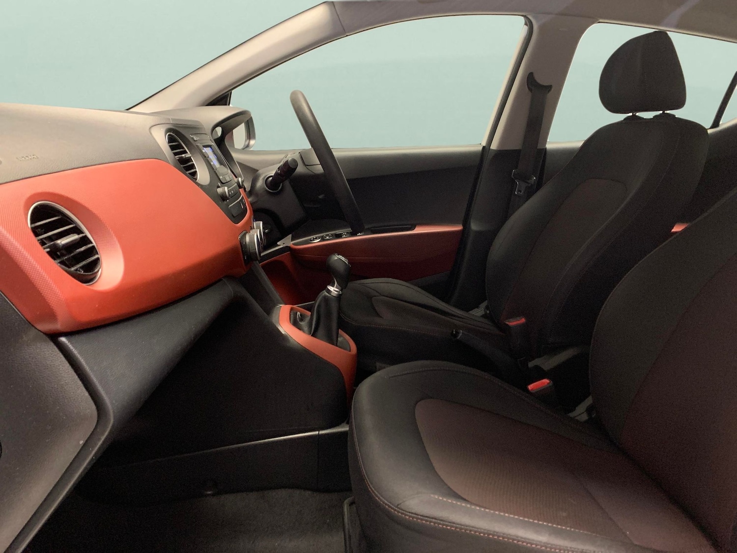 Used Hyundai i10 2018 for sale - 77170841: Photo 4