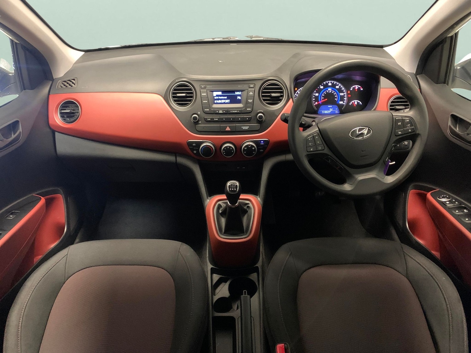 Used Hyundai i10 2018 for sale - 77170841: Photo 6