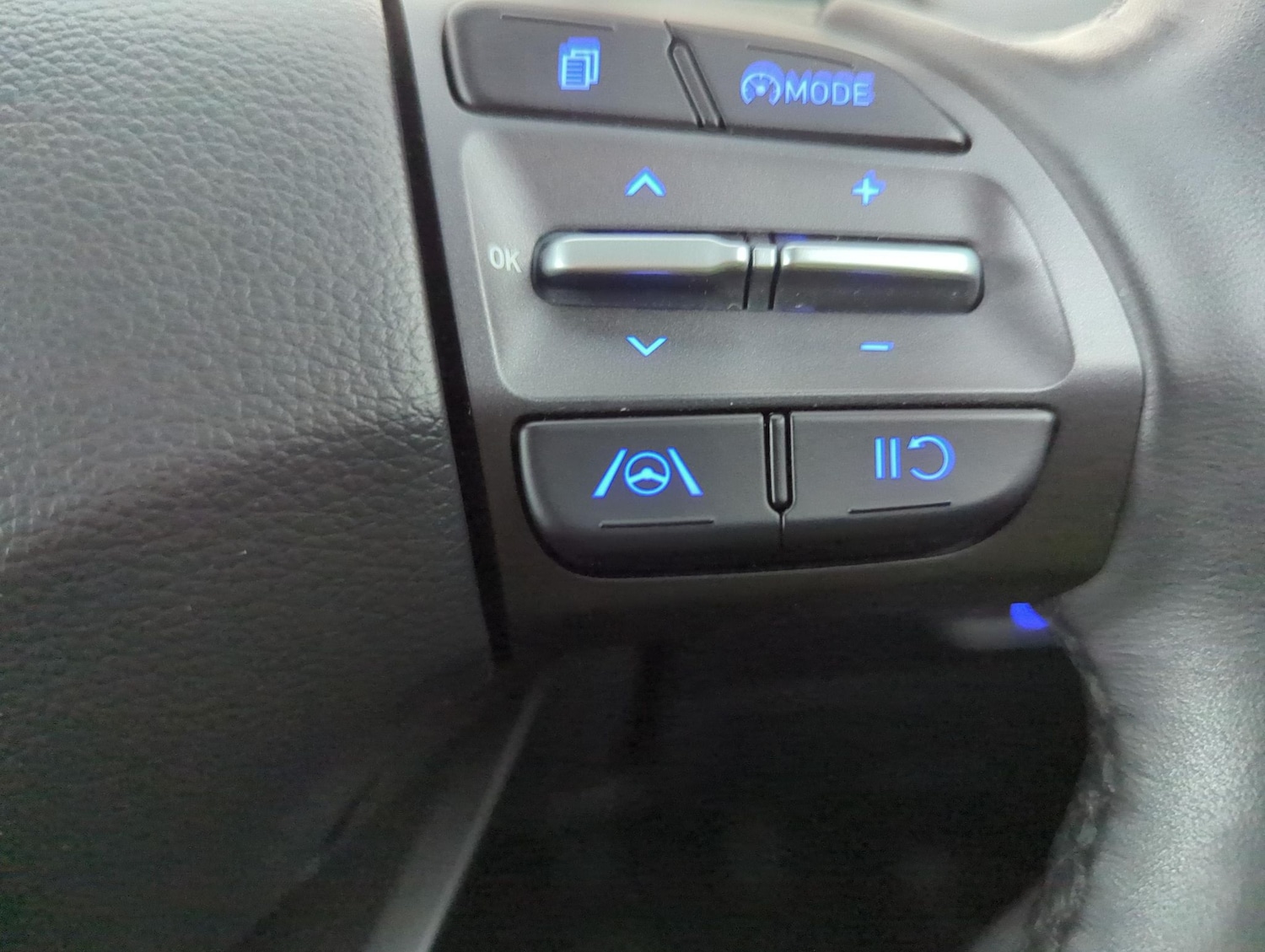 Used Hyundai KONA 2023 for sale - 77979304: Photo 23