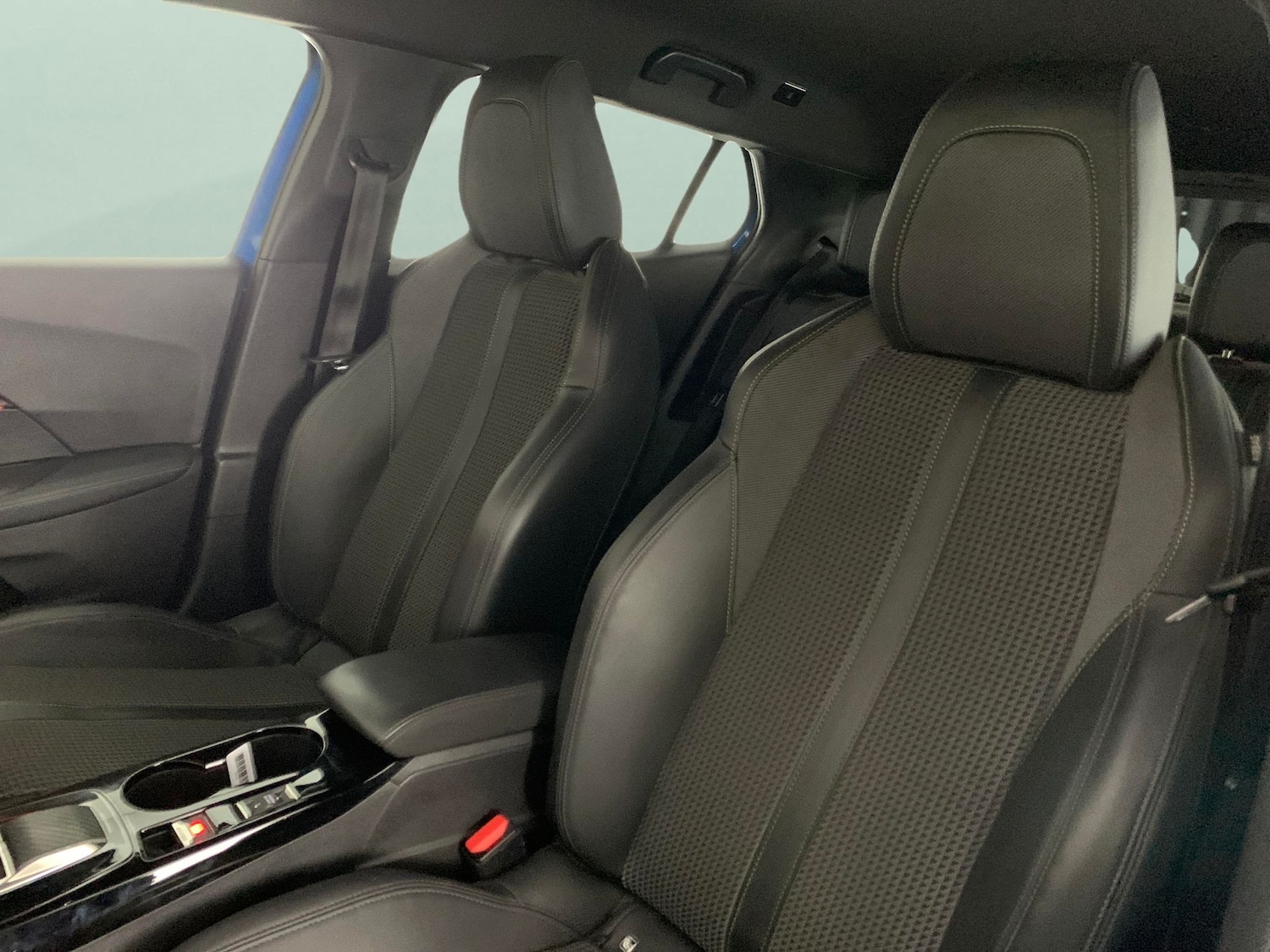 Used Peugeot 2008 2022 for sale - 76480118: Photo 24