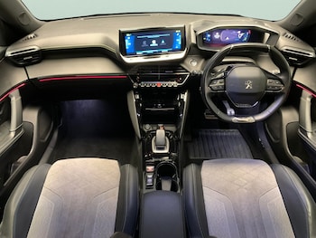 Used Peugeot 2008 2021 for sale - 75817125: Photo