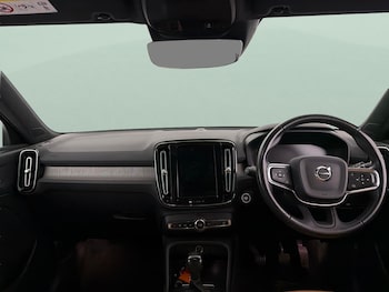 Used Volvo XC40 2021 for sale - 79611755: Photo