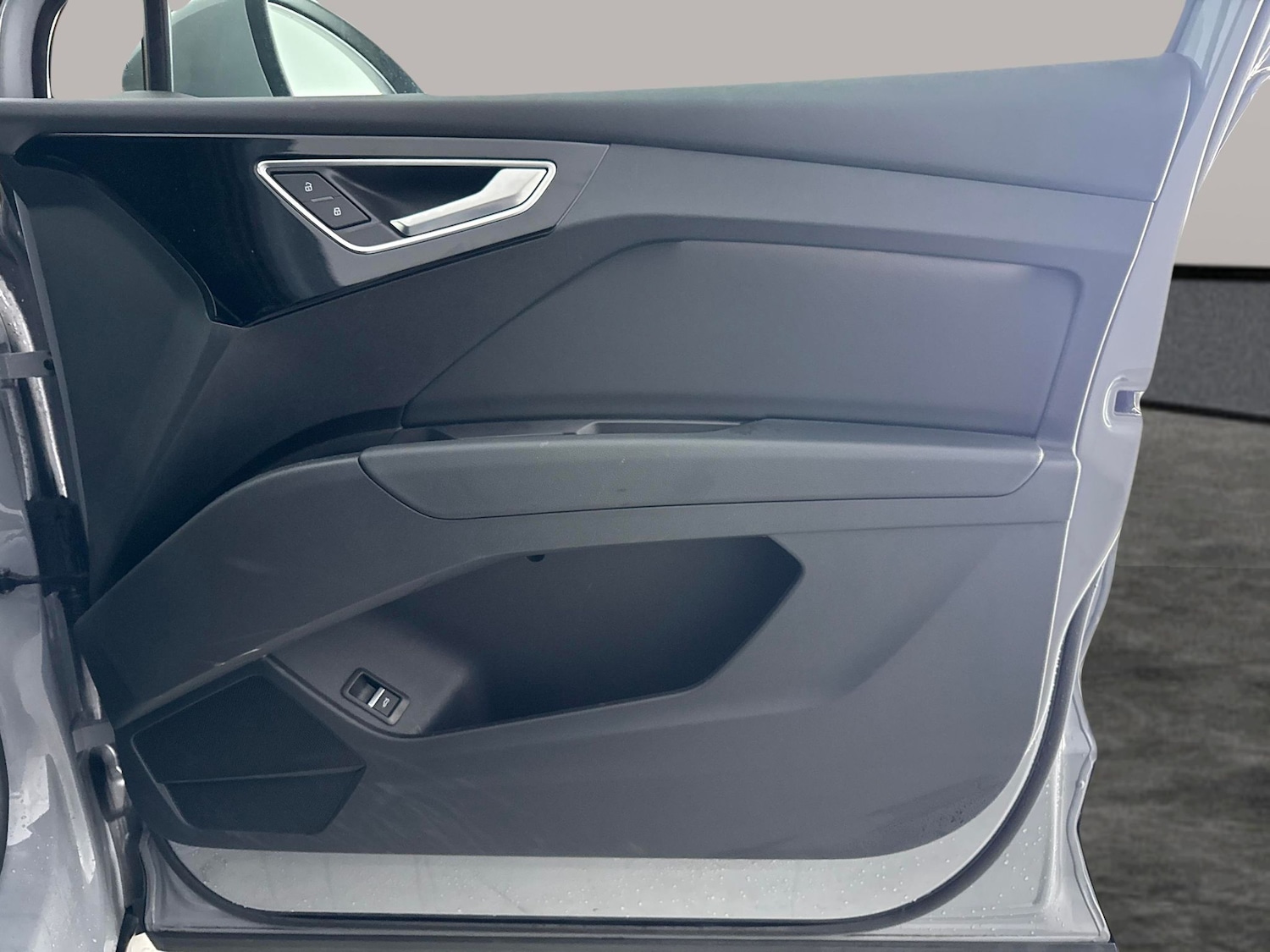 Used Audi Q4 e-tron 2023 for sale - 77269708: Photo 32