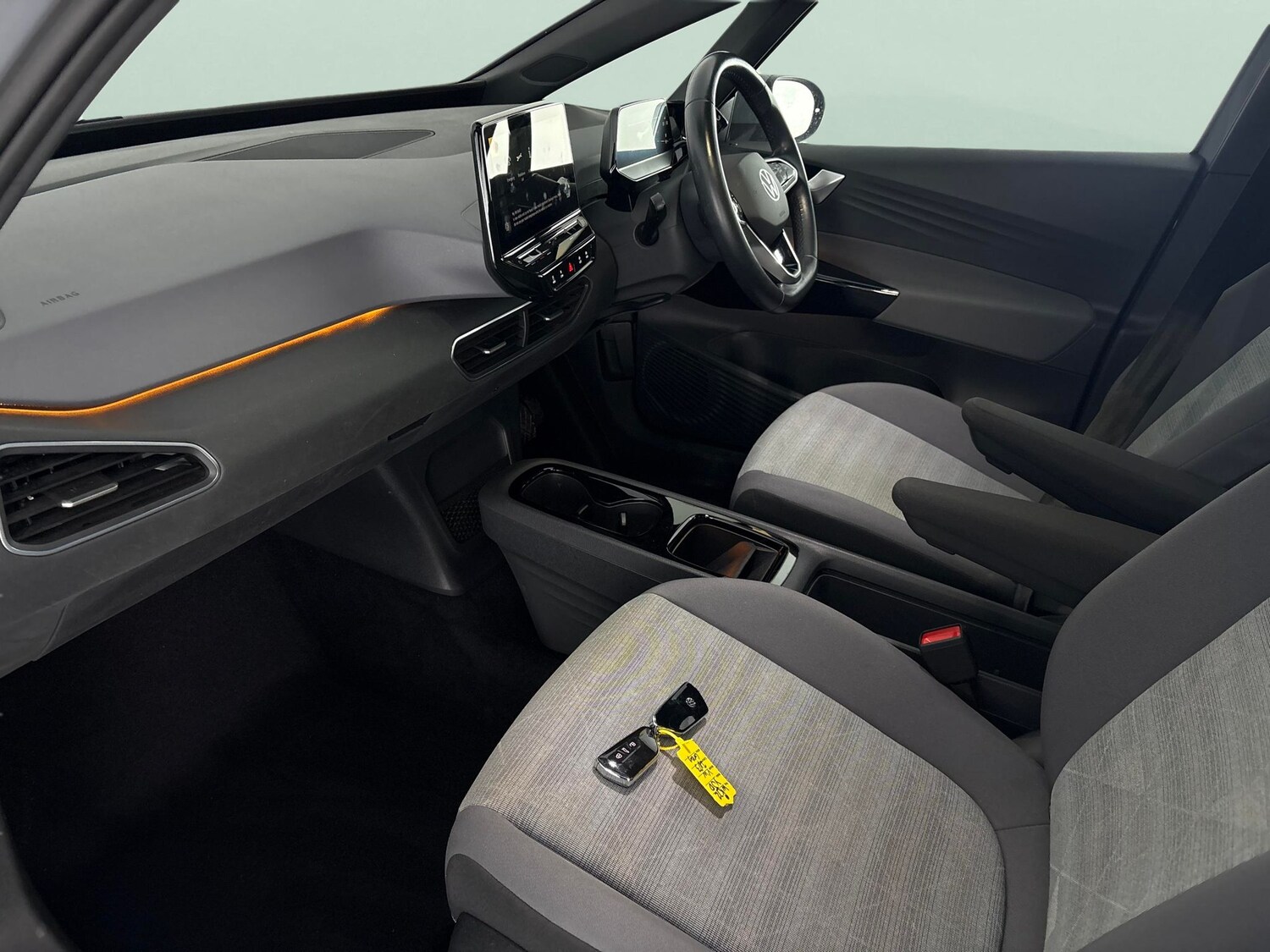 Used Volkswagen ID.3 2023 for sale - 77810618: Photo 4