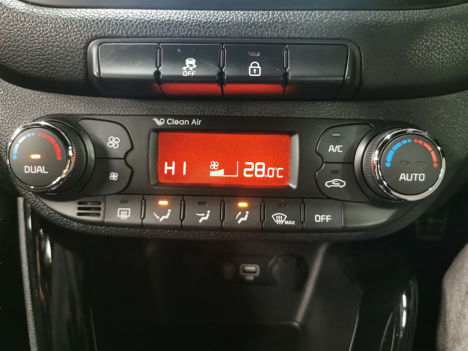 Used Kia Pro Ceed 2016 for sale - 76648418: Photo 16