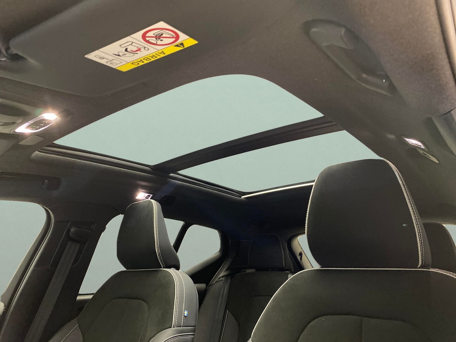 Used Volvo XC40 2023 for sale - 78144361: Photo 5