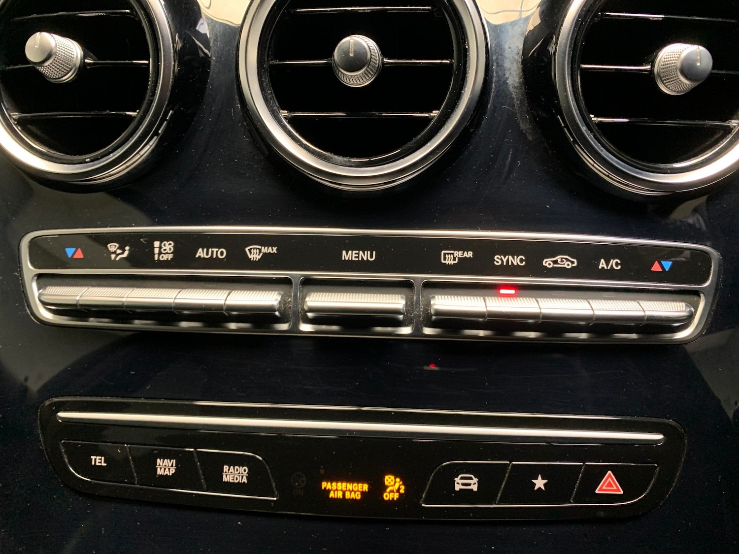 Used Mercedes-Benz GLC 2020 for sale - 76719909: Photo 18