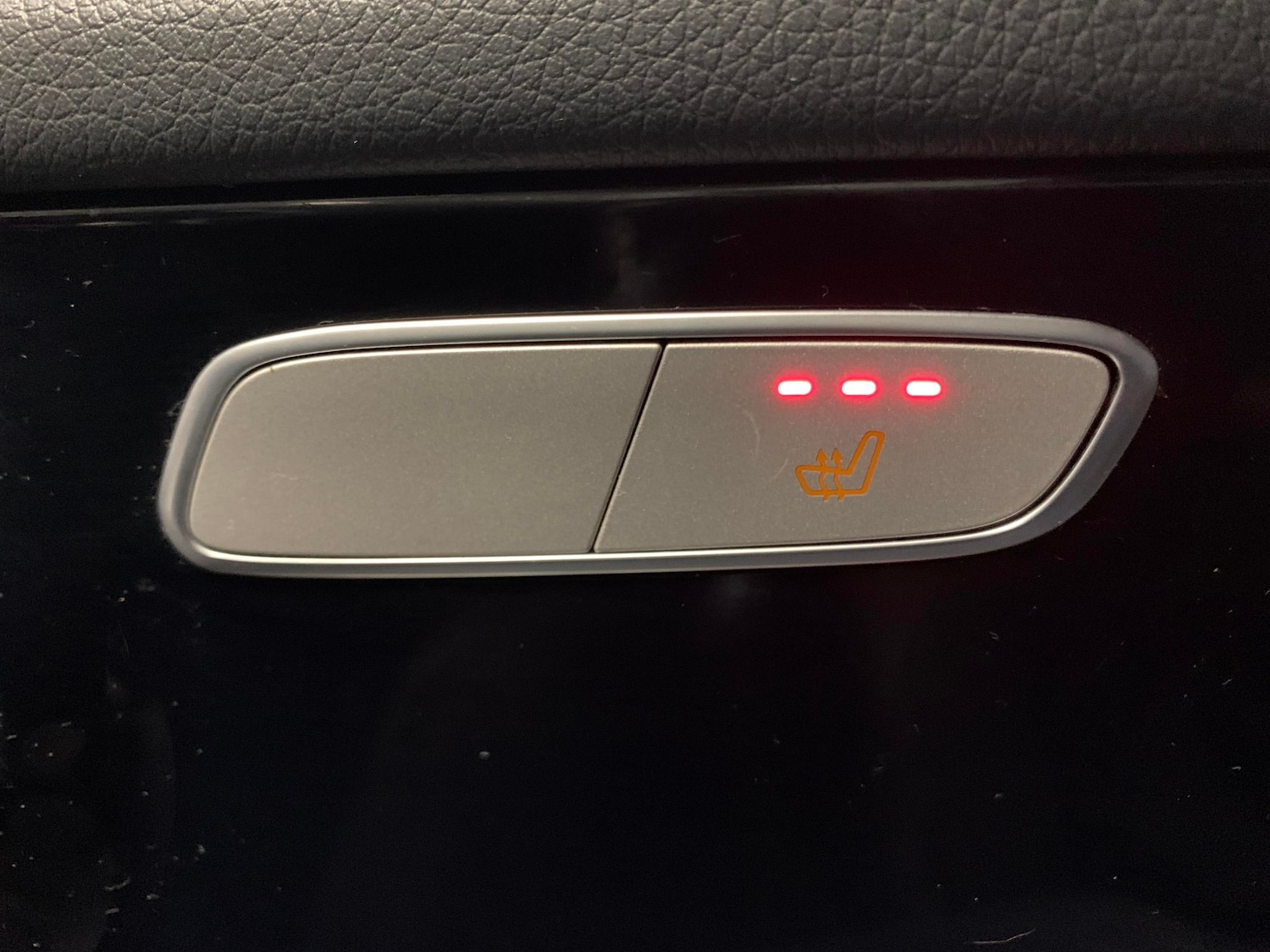 Used Mercedes-Benz GLC 2020 for sale - 76719909: Photo 19