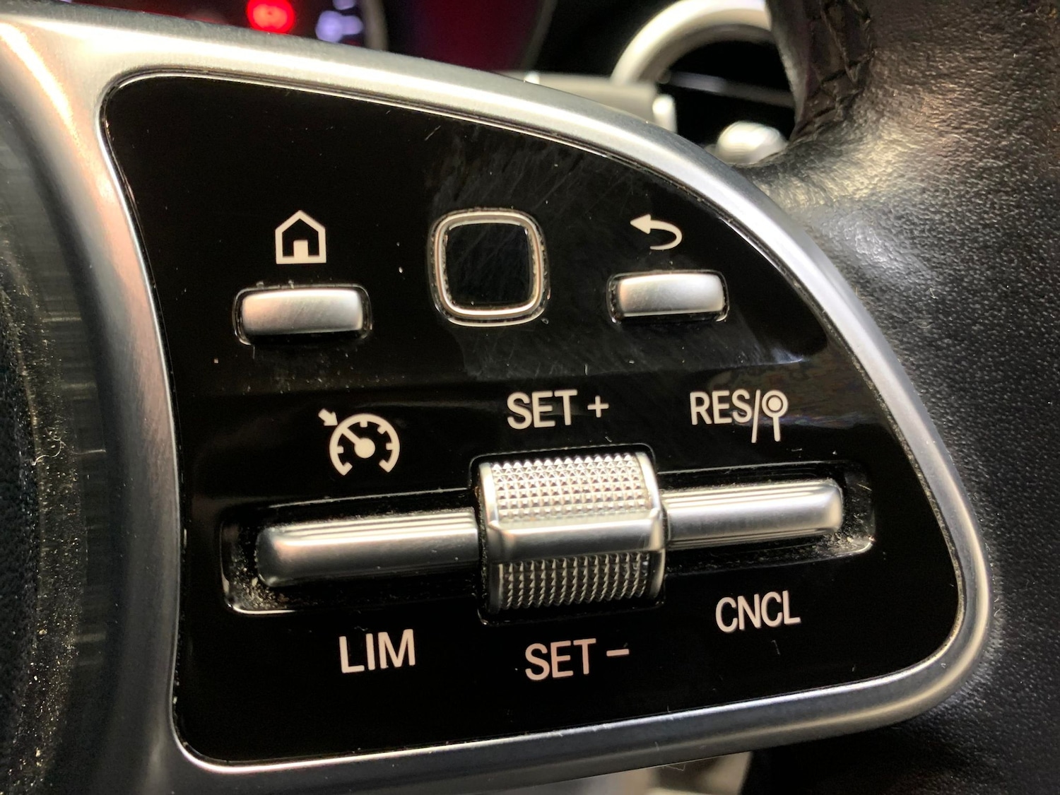 Used Mercedes-Benz GLC 2020 for sale - 76719909: Photo 21