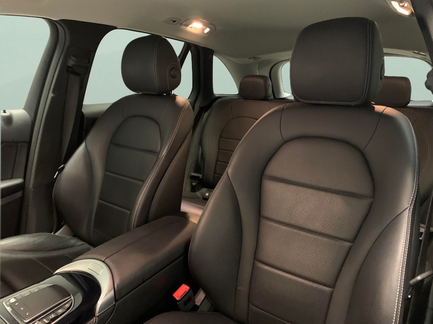 Used Mercedes-Benz GLC 2020 for sale - 76719909: Photo 6