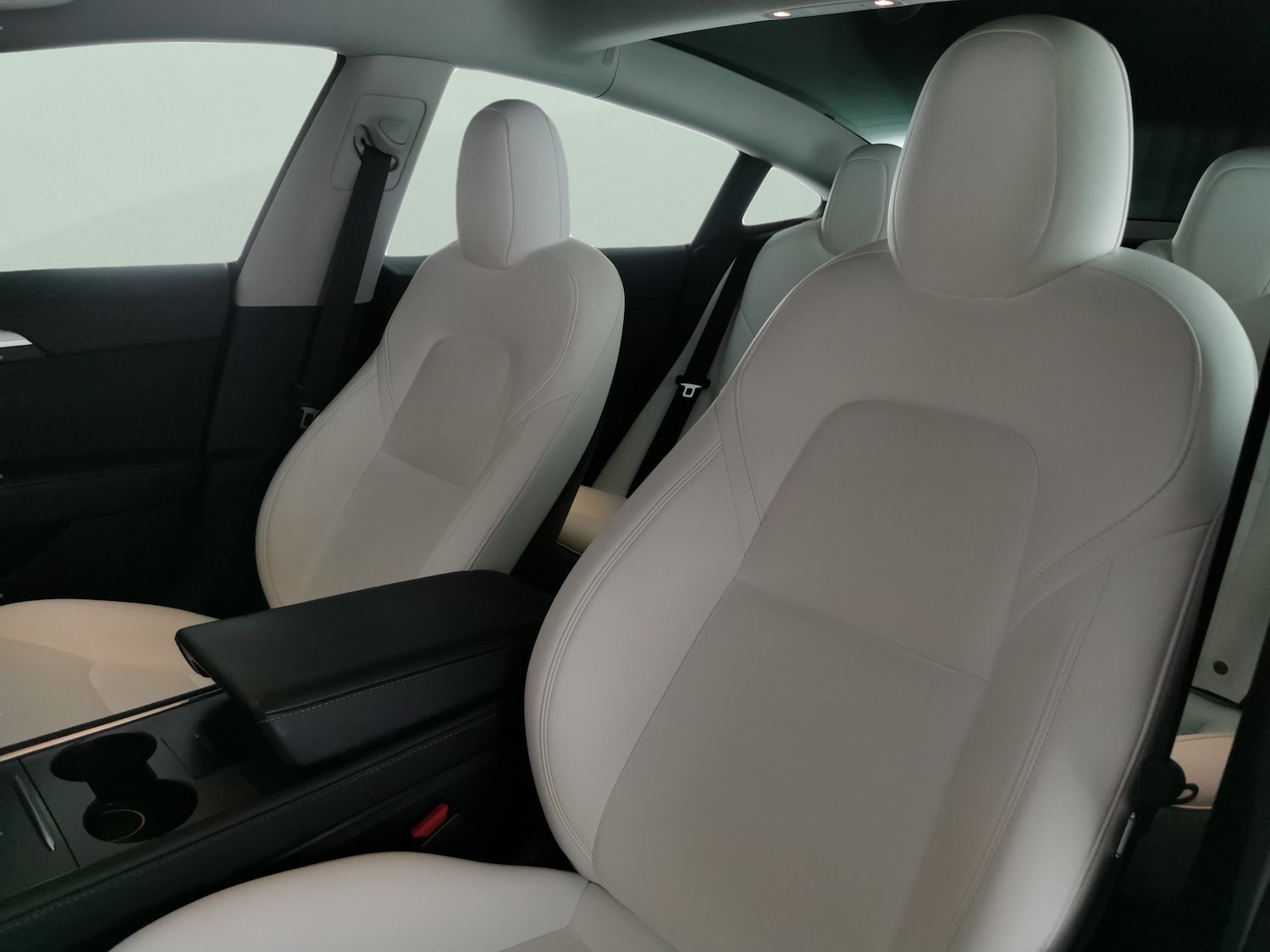 Used Tesla Model 3 2021 for sale - 76854809: Photo 8