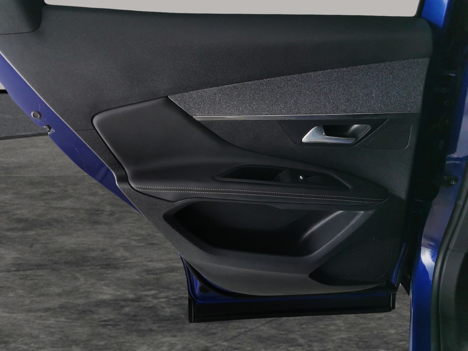 Used Peugeot 3008 2018 for sale - 77170945: Photo 32