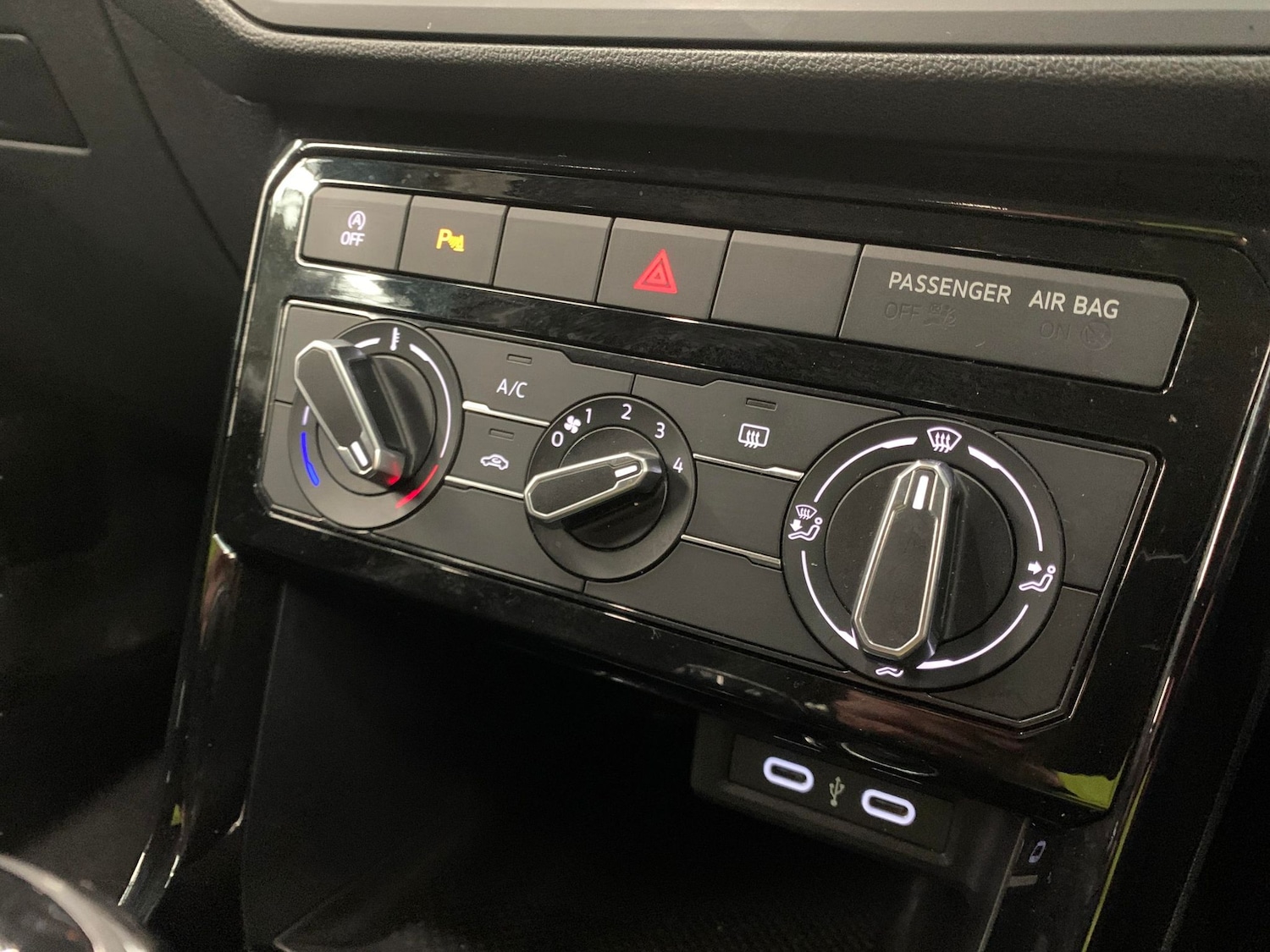 Used Volkswagen T-Cross 2023 for sale - 77502343: Photo 15